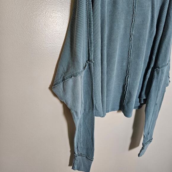 NWOT We The Free  Microphone Drop Thermal Oversized Slouchy Thumbholes Sz Medium - Picture 13 of 15